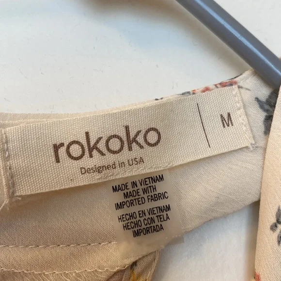 NWT Rokoko jumpsuit size Medium. Keyhole back with removable belt. - Picture 3 of 4